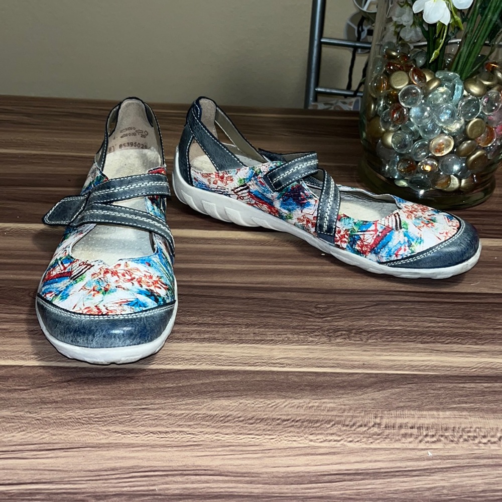 Remonte slip on Velcro sneakers